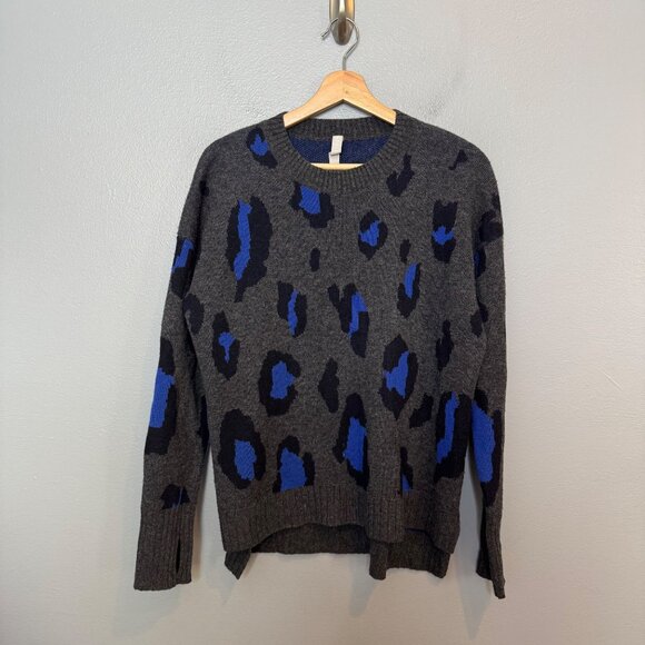 ATHLETA leopard wool cashmere crew sweater size M - Picture 2 of 8